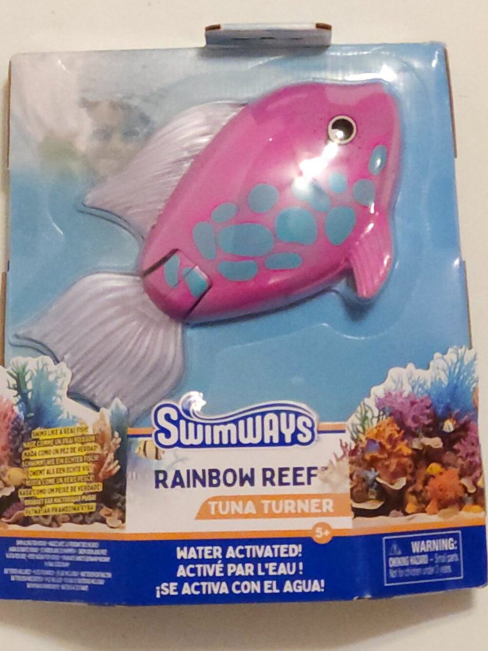FUN  SwimWays Rainbow Reef Tuna Turner Fish Water Activated BNIP